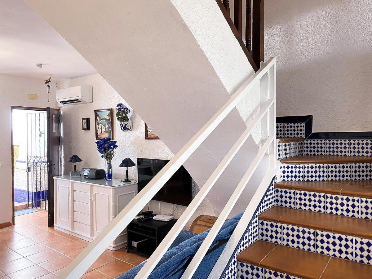 Semesterbostad Nueva 52 Pubelo Andaluz Casasol Nerja